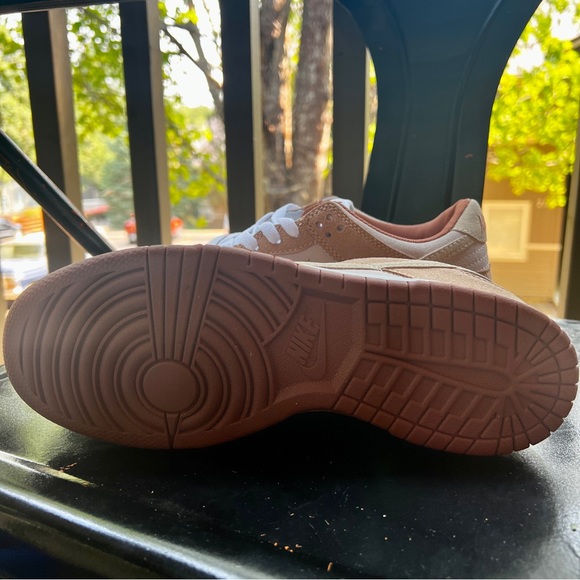 Nike Dunk Low Medium Curry - Picture 5 of 5